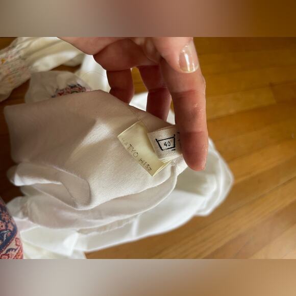 70s Vintage Hungarian Embroidered Blouse - Picture 5 of 7